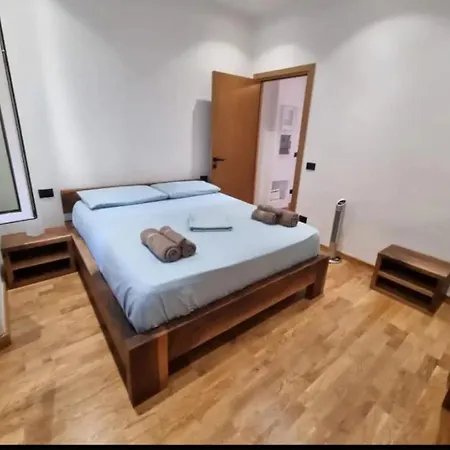 Queen Barbara Penzion *